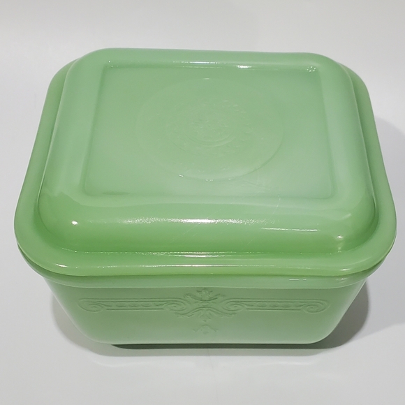 5 1/4" Philbe Jade Ite Refrigerator Jar & Lid by Anchor Hocking Jadeite #1 - Picture 7 of 16